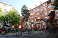 Les Echappes du carrousel 60 * 5184 x 3456 * (7.52MB)